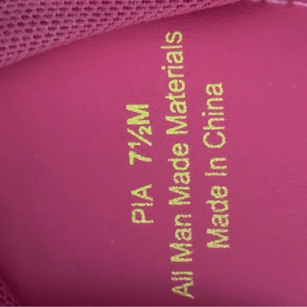 Cushionaire Hot Pink Slide Sandals for Women Size 7.5 - Picture 4 of 5
